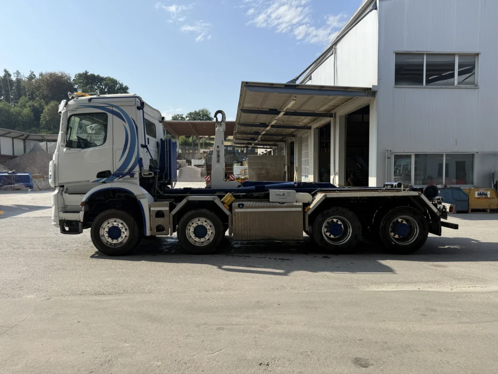 2019 Mercedes Benz Arocs 3246 8x4 Mobas