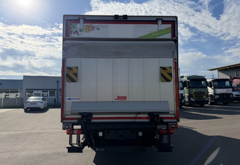 2015 Mercedes-Benz Atego 1527 4x2 Kühlkoffer/HB