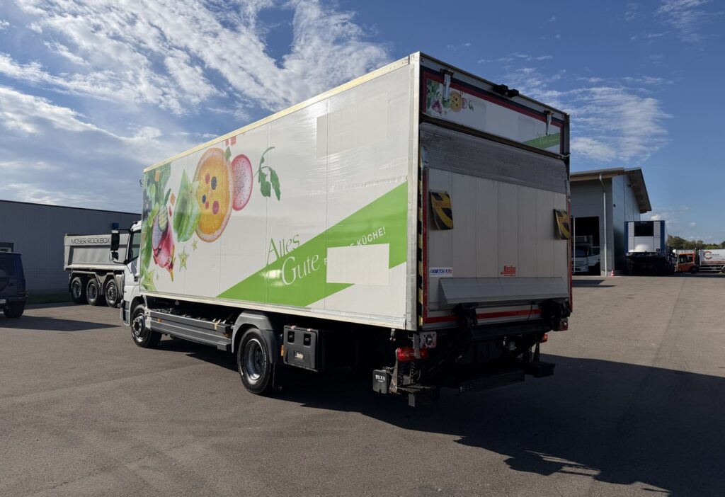2015 Mercedes-Benz Atego 1527 4x2 Kühlkoffer/HB