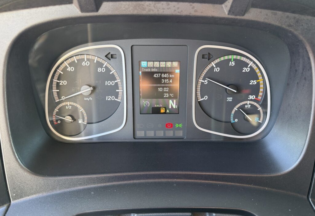 2015 Mercedes-Benz Atego 1527 4x2 Kühlkoffer/HB