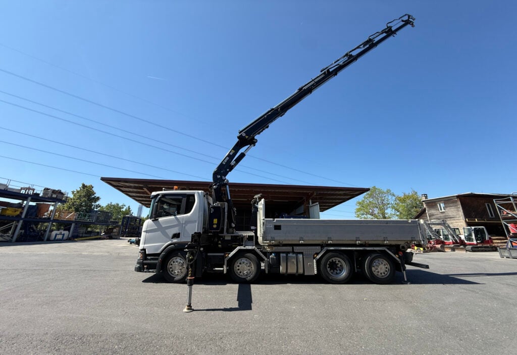 2021 Effer 305/6S