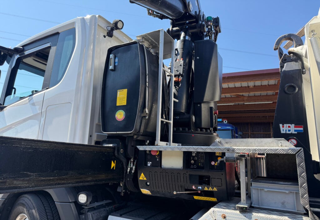 2021 Effer 305/6S