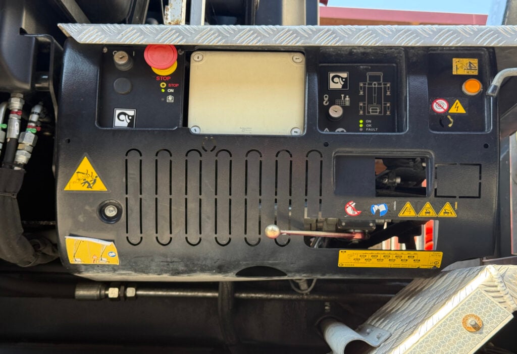 2021 Effer 305/6S