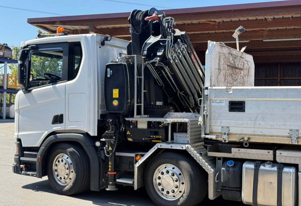 2021 Effer 305/6S