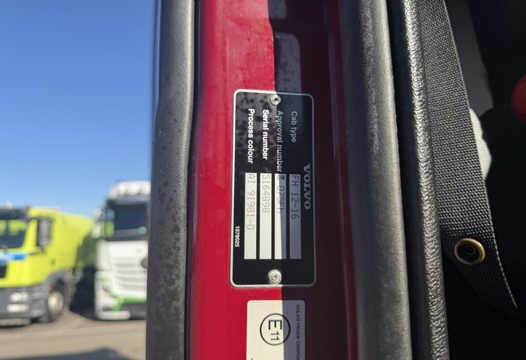 2000 VOLVO FH 420 T
