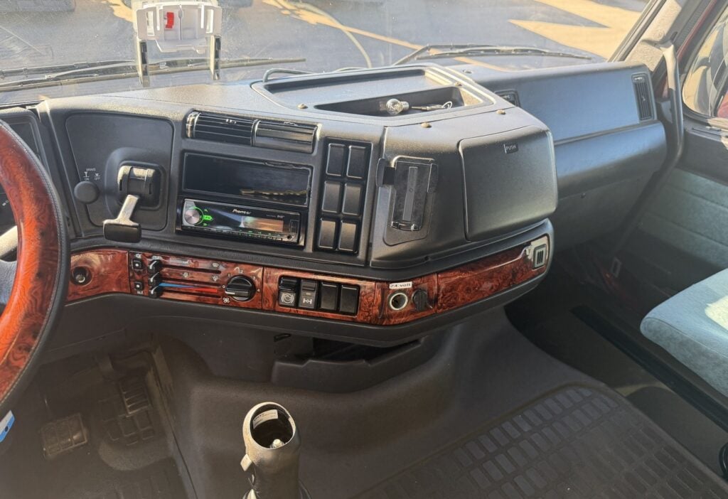 2000 VOLVO FH 420 T