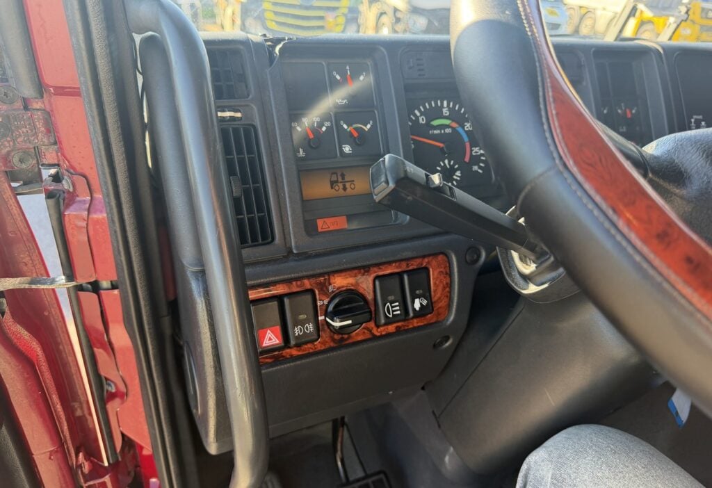 2000 VOLVO FH 420 T