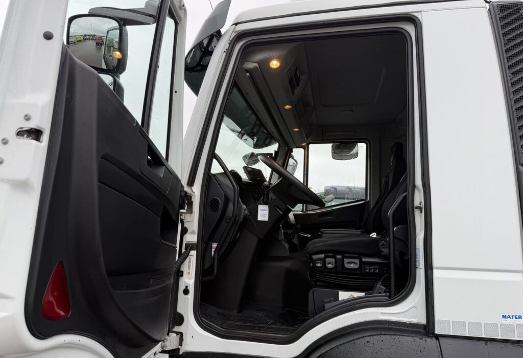 2018 IVECO 190S40 Stralis 4x2 LBW Retarder AHK