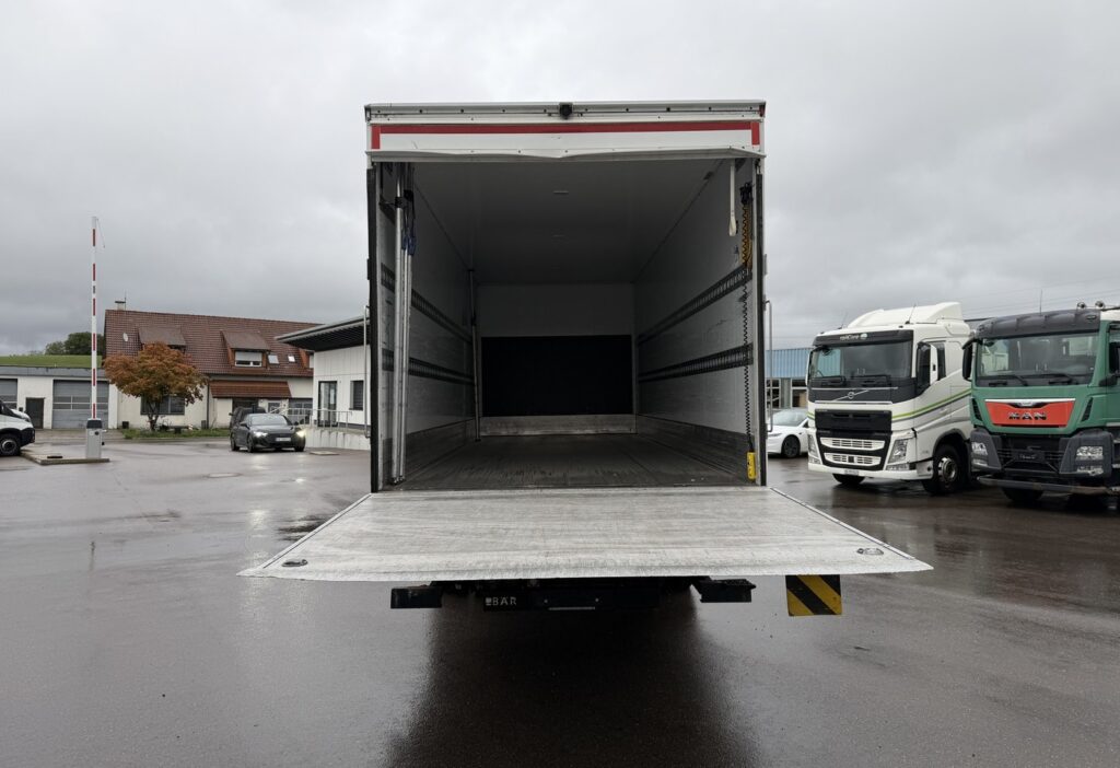 2018 IVECO 190S40 Stralis 4x2 LBW Retarder AHK