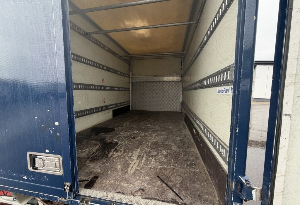 2009 RENAULT MASCOTT 150 DXI