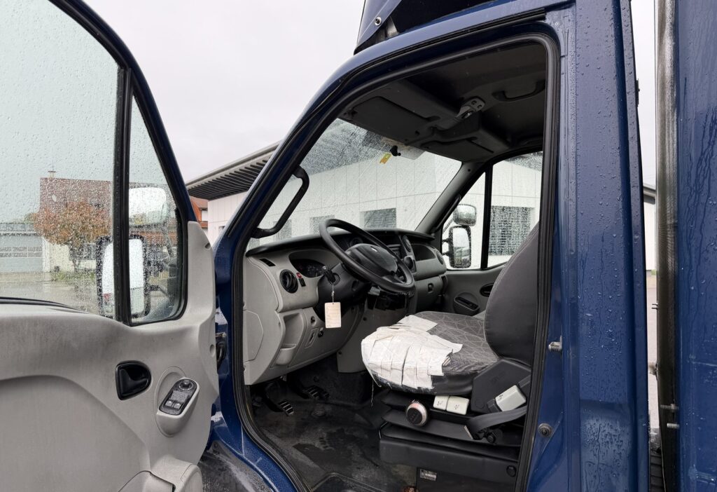 2009 RENAULT MASCOTT 150 DXI