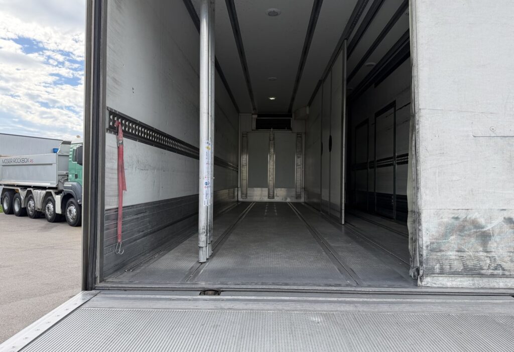 2015 Mercedes-Benz Atego 1527 4x2 Kühlkoffer/HB