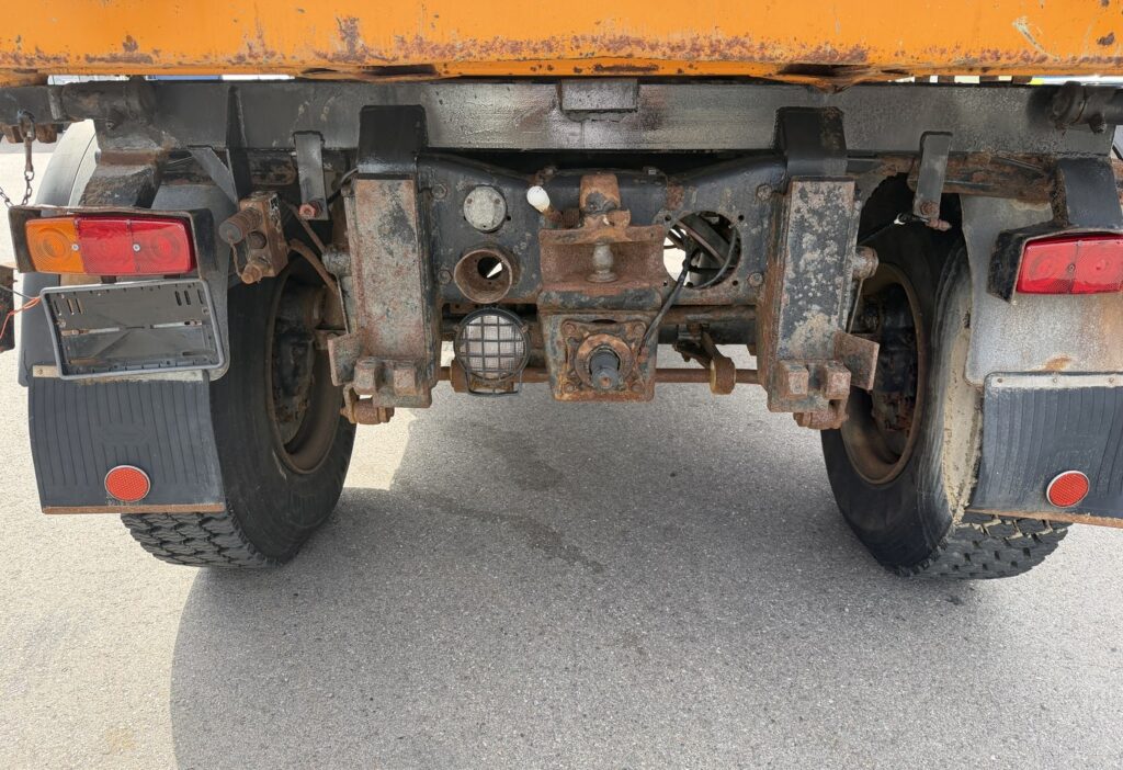1985 UNIMOG 1700
