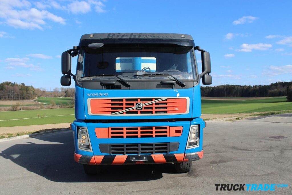 Volvo FM-400 8x4R Siloki