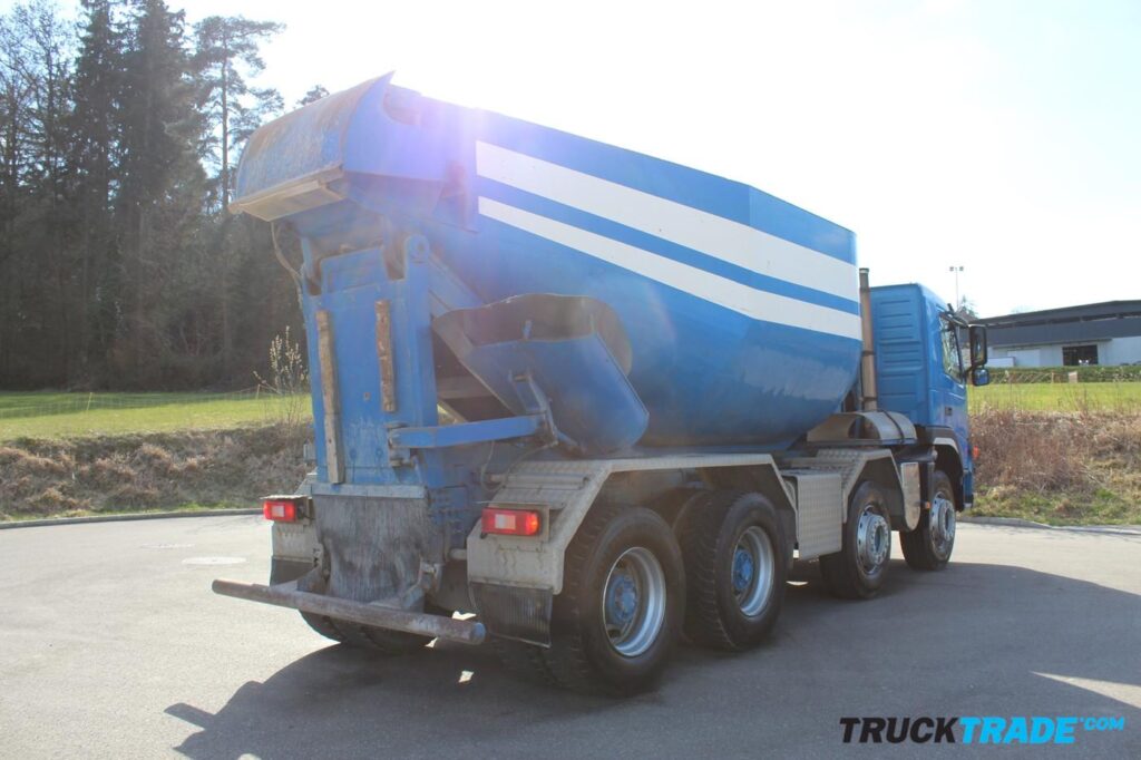 Volvo FM-400 8x4R Siloki