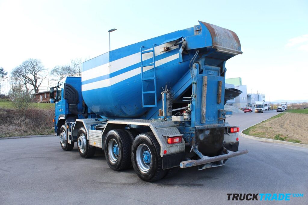 Volvo FM-400 8x4R Siloki