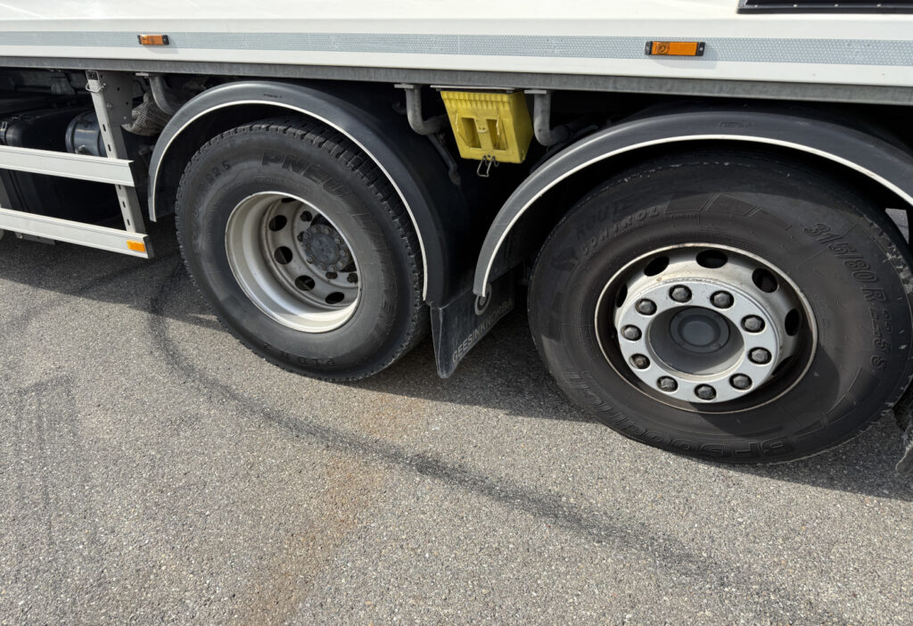 2016 DAF CF 370 6x2 Kehrichtwagen
