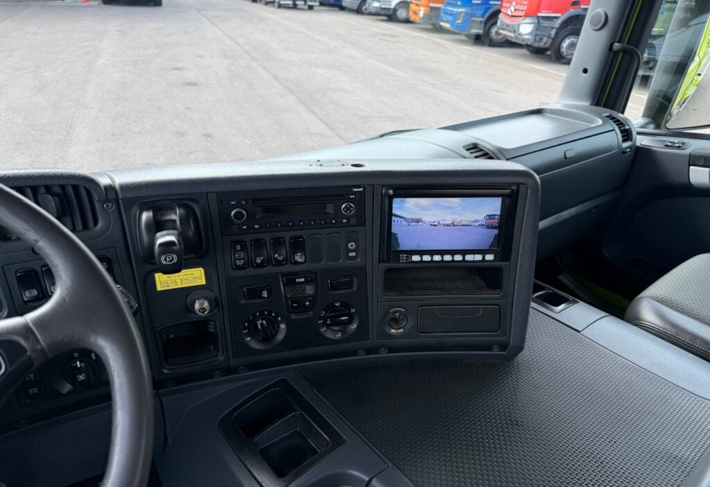 2015 Scania P 410 6x2 Trösch