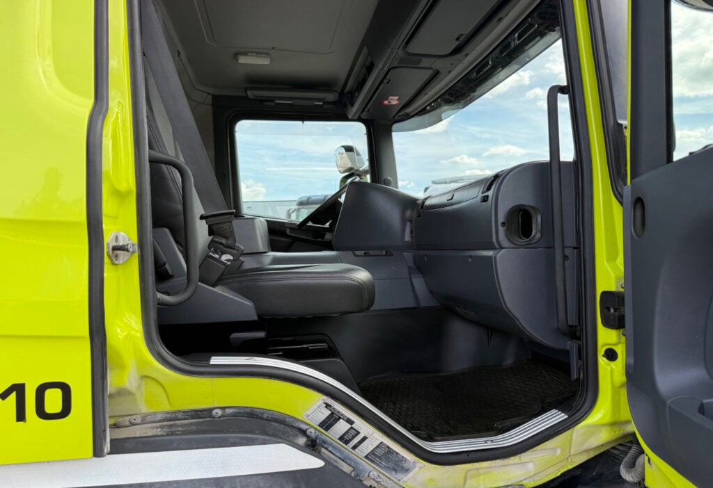 2015 Scania P 410 6x2 Trösch