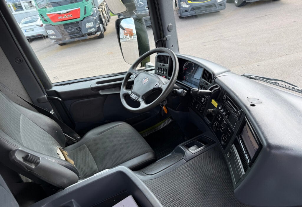 2015 Scania P 410 6x2 Trösch
