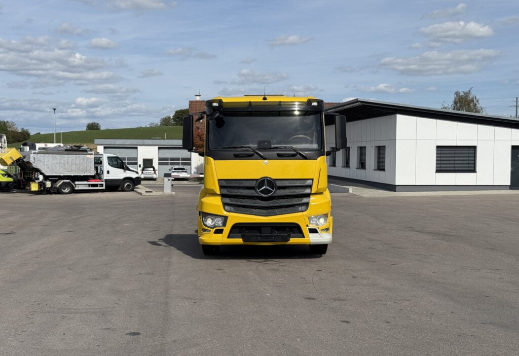 2019 Mercedes-Benz Antos 2545 6x2 Fahrgestell