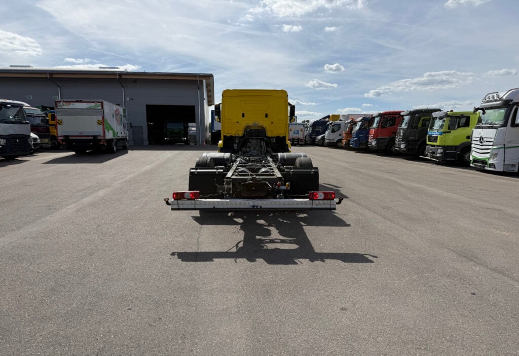 2019 Mercedes-Benz Antos 2545 6x2 Fahrgestell