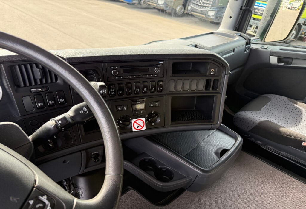 2013 Scania R 480 LA 6x2 Retarder