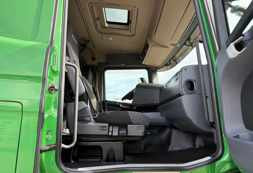 2013 Scania R 480 LA 6x2 Retarder