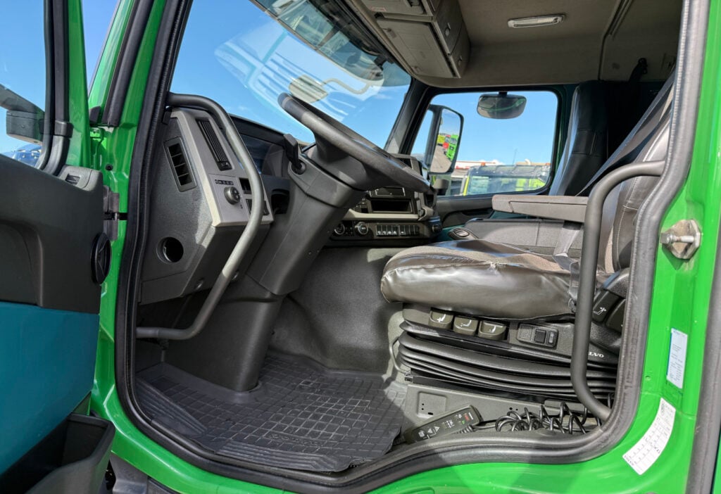 2015 Volvo FM-460 4x4R Fahrgestell