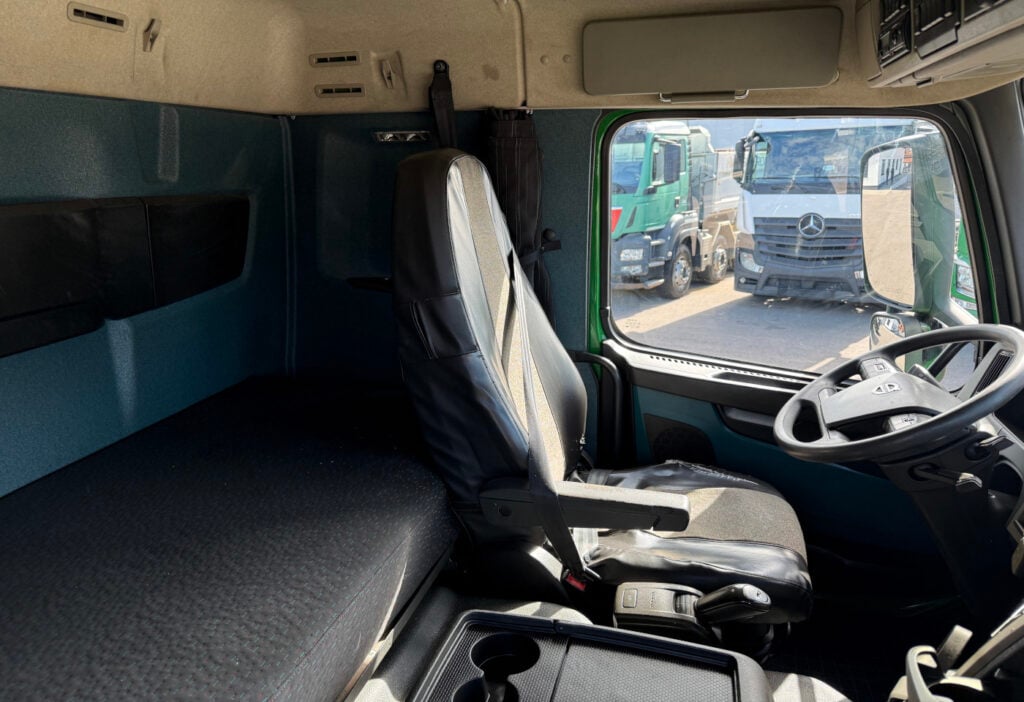 2015 Volvo FM-460 4x4R Fahrgestell