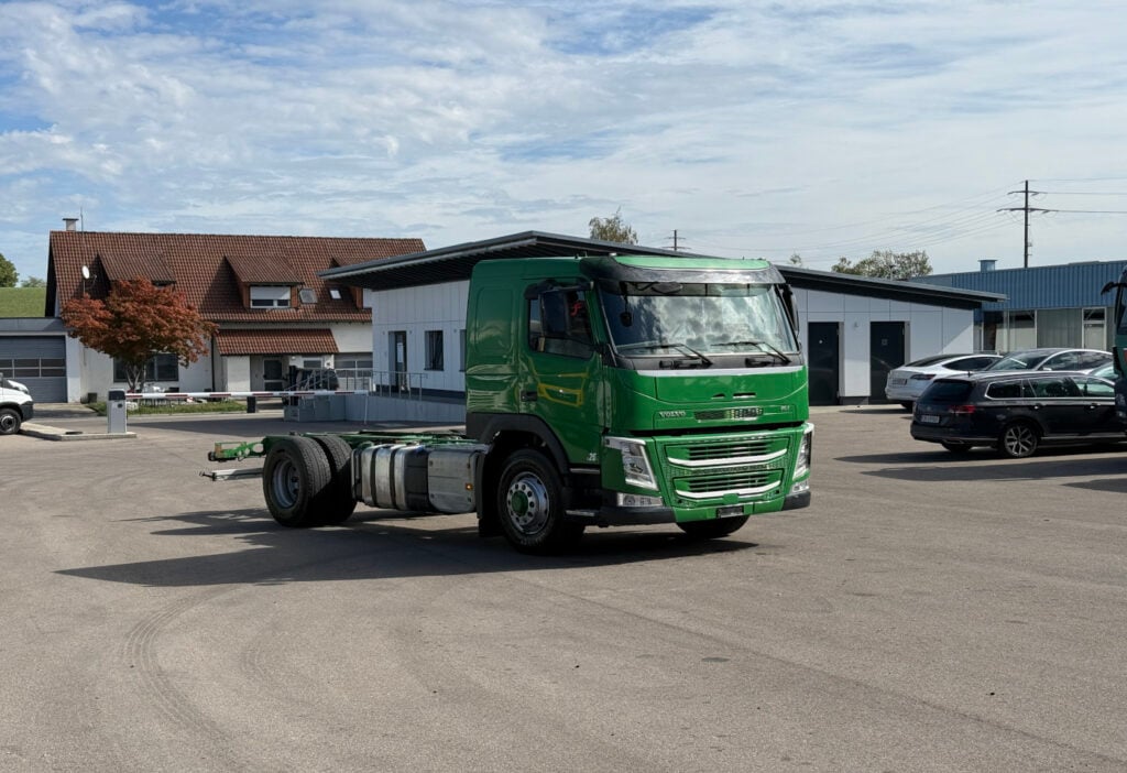 2015 Volvo FM-460 4x4R Fahrgestell