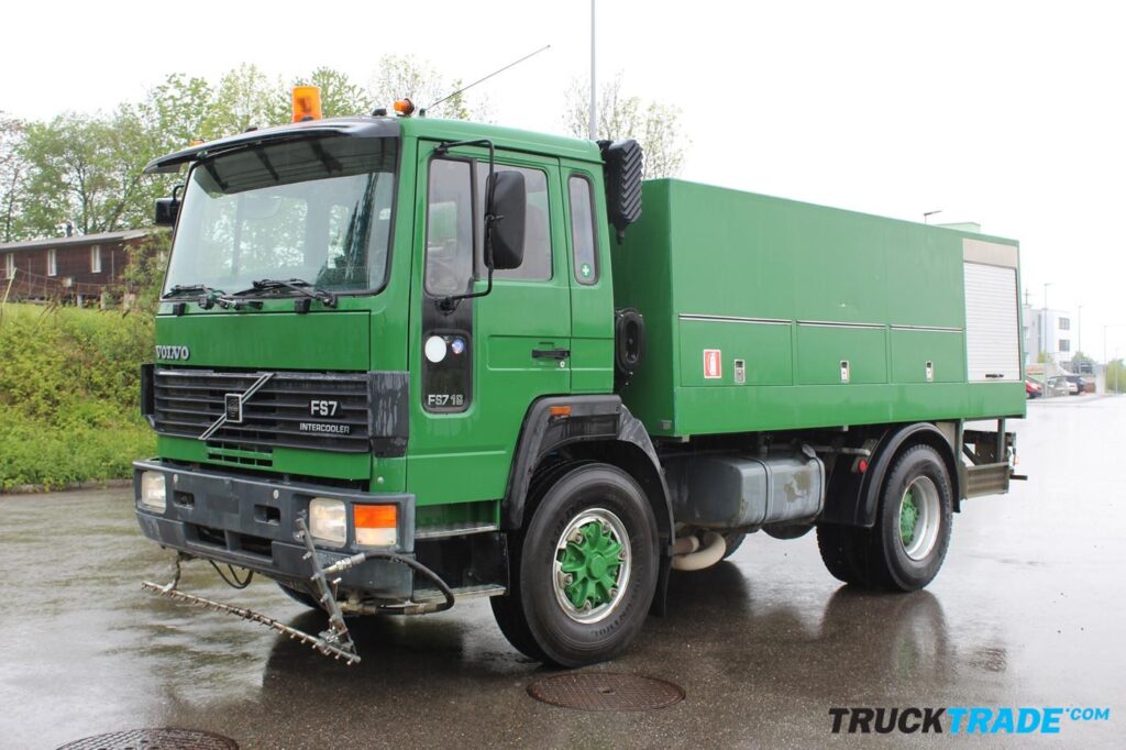 gebraucht Volvo Trucks