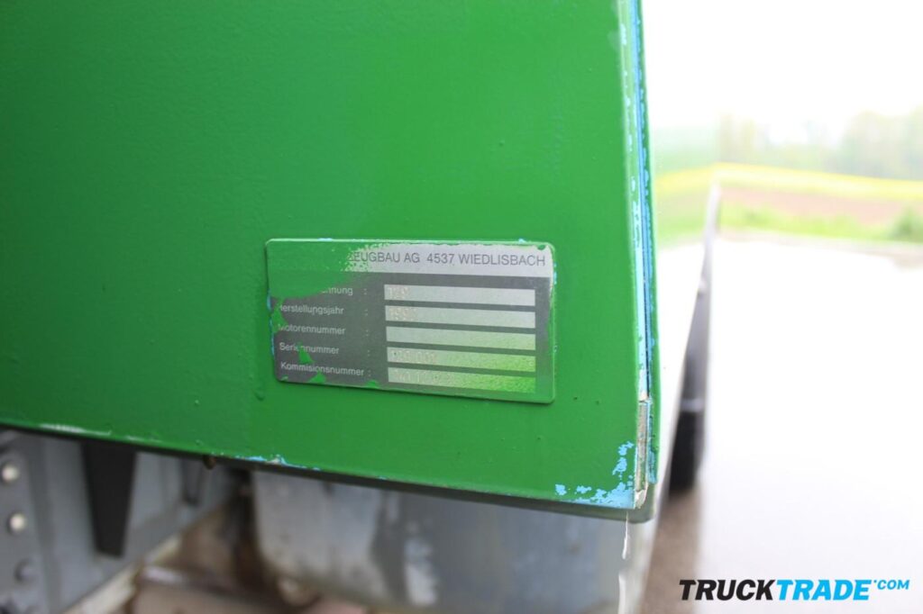 Volvo FS7 4x2 Strassenreinigungsmaschine