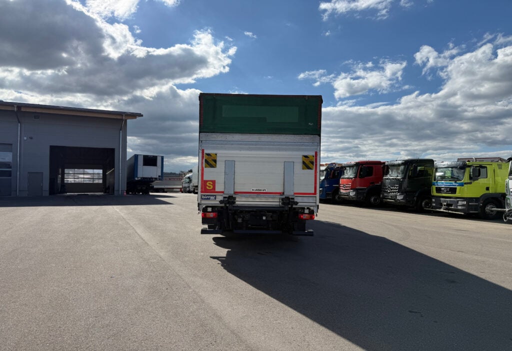2017 Volvo FH-460 6x2R Plane/HB
