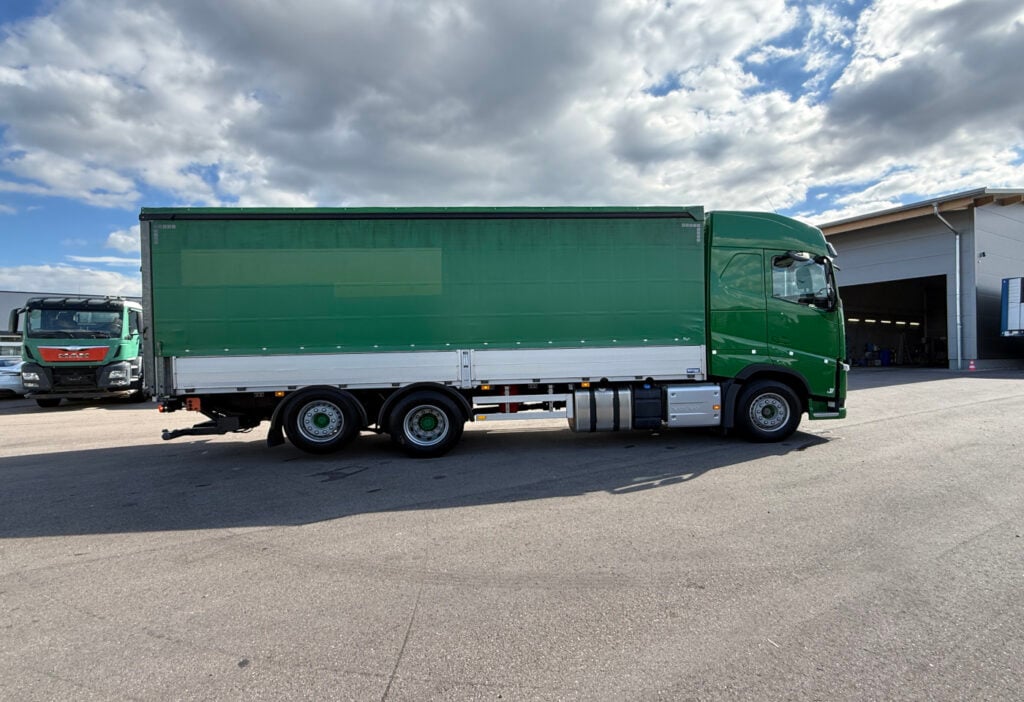 2017 Volvo FH-460 6x2R Plane/HB