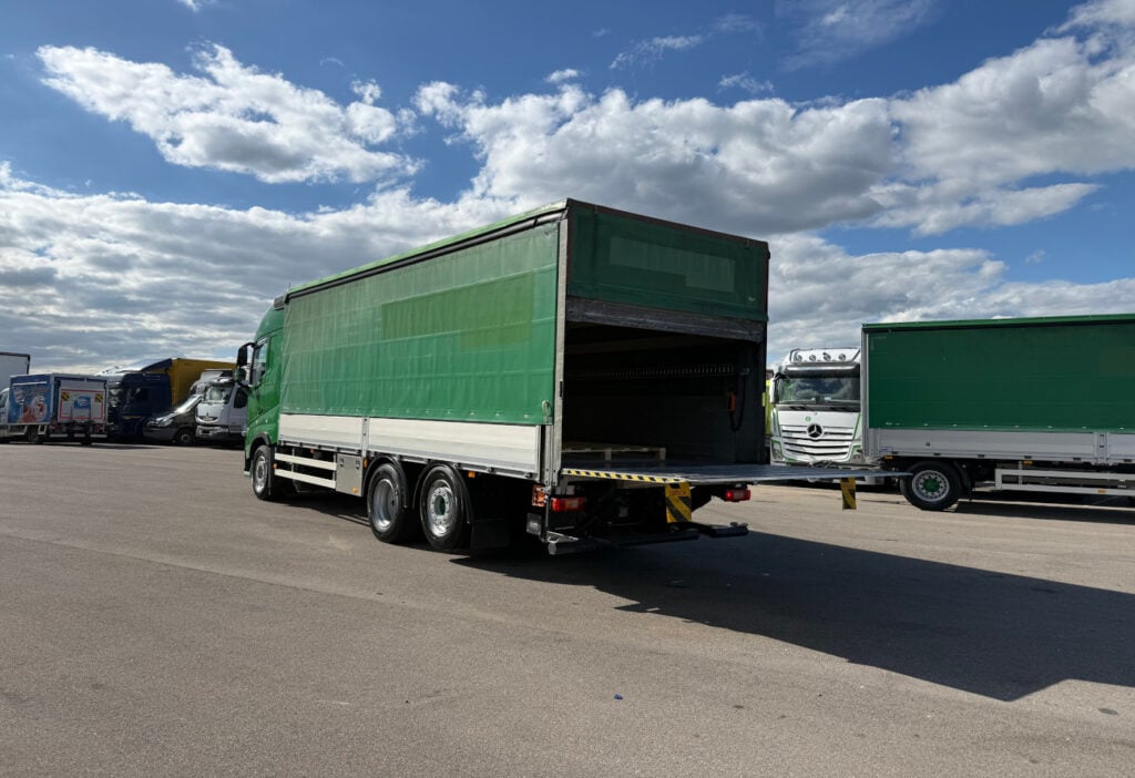 2017 Volvo FH-460 6x2R Plane/HB