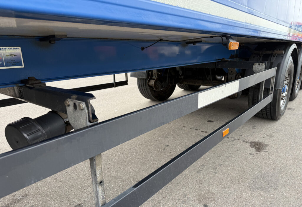 2012 Schwarzmüller SPA 3/E Carrier 1850