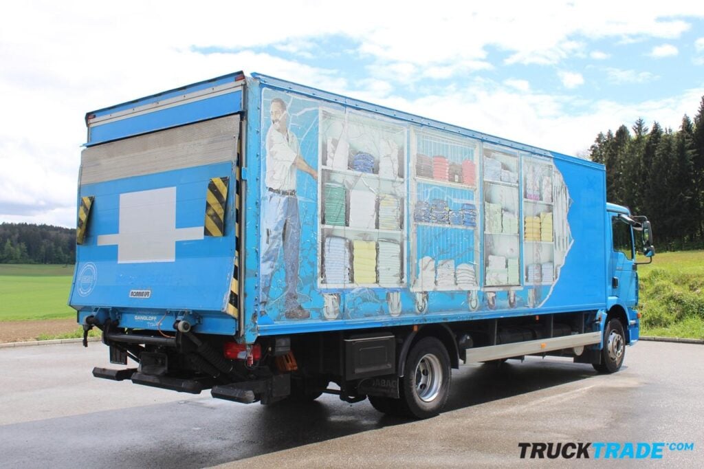 MAN TGM 15.280 4x2 Kasten mit Hebebühne
