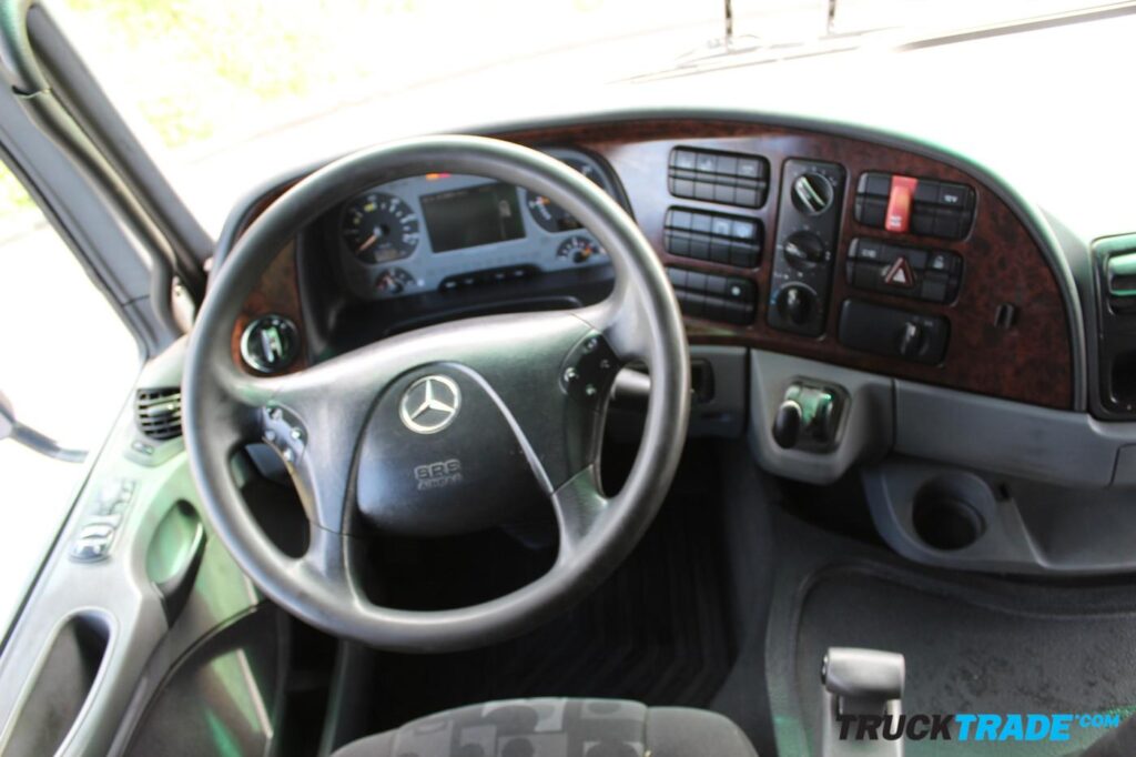 Mercedes-Benz Actros 2536 6x2*4 Chassis-Kabine