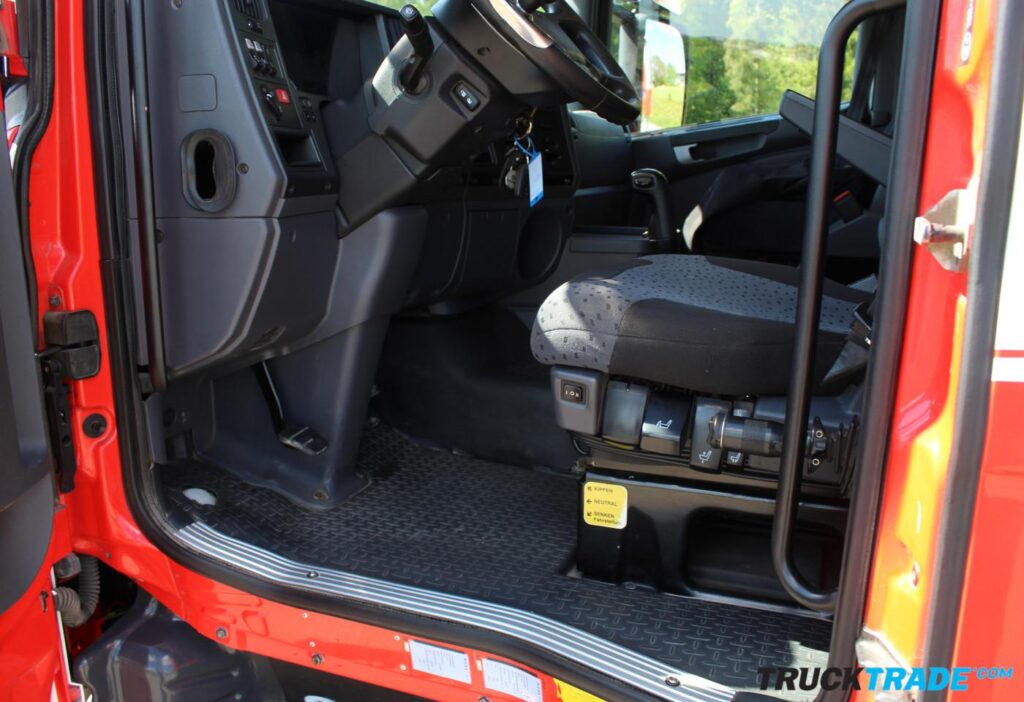 Scania R 420 CB 8x4 2-Seitenkipper + Thermosilo Graber 2 Kammern