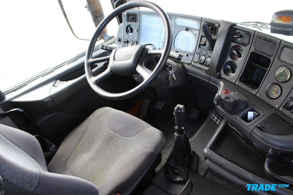 Scania R124 CB8x4 WS Betonmischer mit Förderband + Haken + Kipper