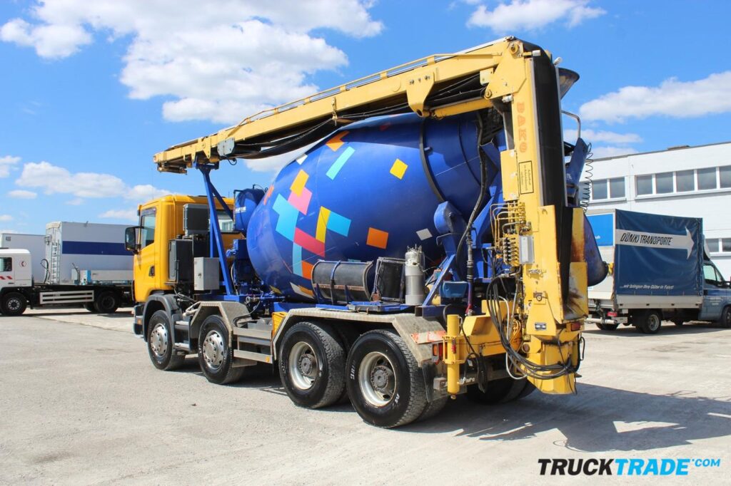 Scania R124 CB8x4 WS Betonmischer mit Förderband + Haken + Kipper