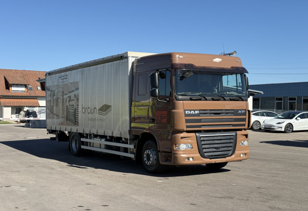 2010 DAF XF 105.410 4x2 Plane/HB