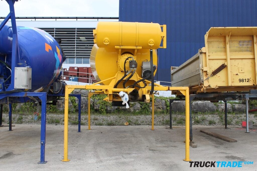 Liebherr Betonmischer 10m³ Aufbau