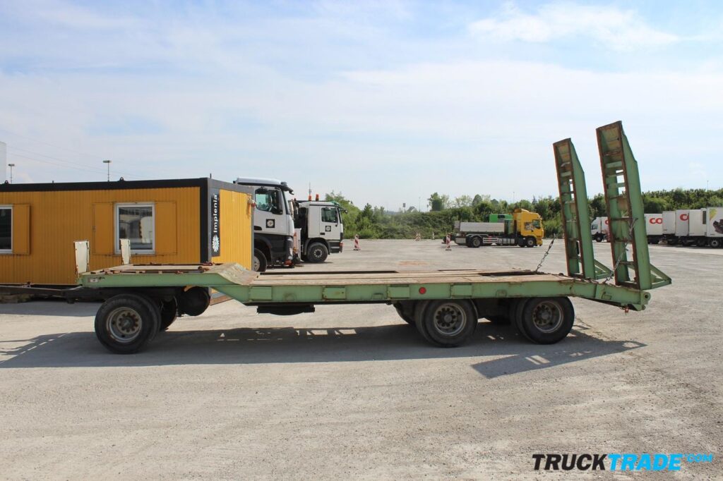 Schwarzmueller TÜ 30/80 CH Tieflader