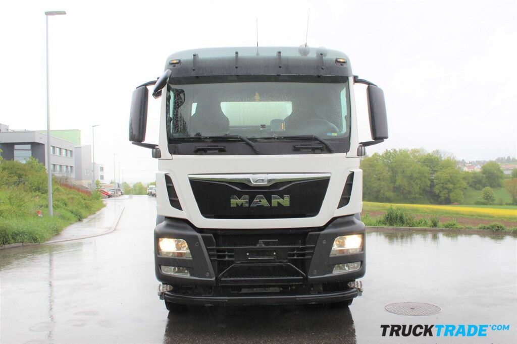 MAN TGS 32.400 8x4 Oxykat defekt