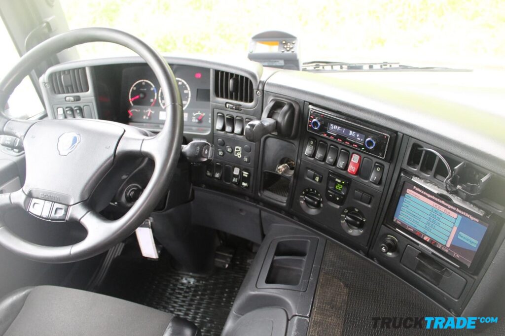 Scania P380 LB4x2 Chassis Kabine