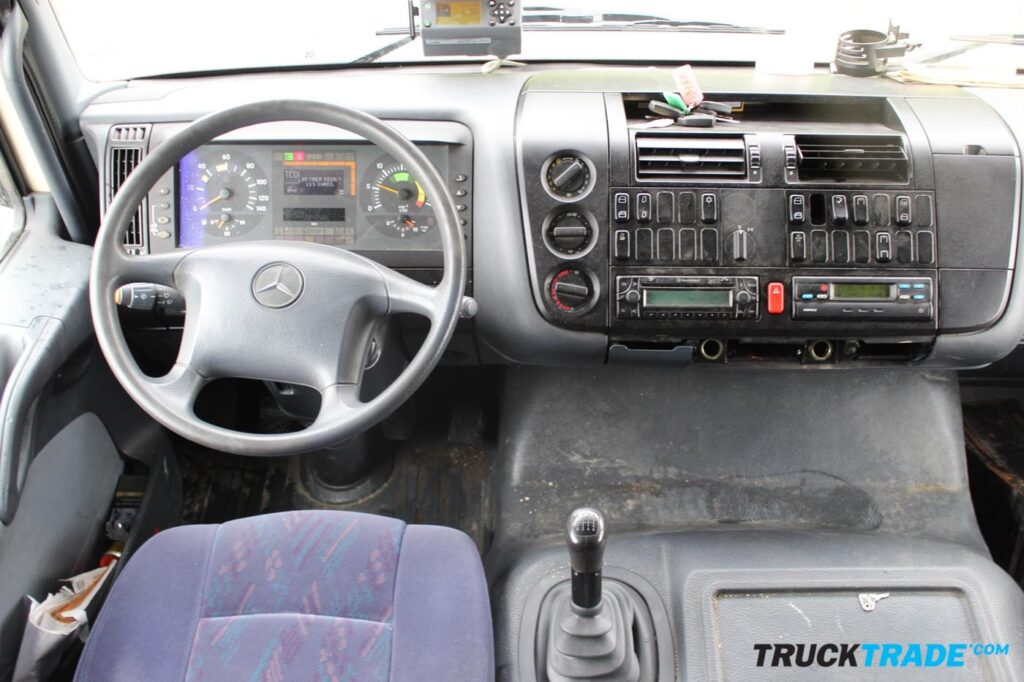 Mercedes-Benz Atego 1223 4x2 BDF mit Kasten
