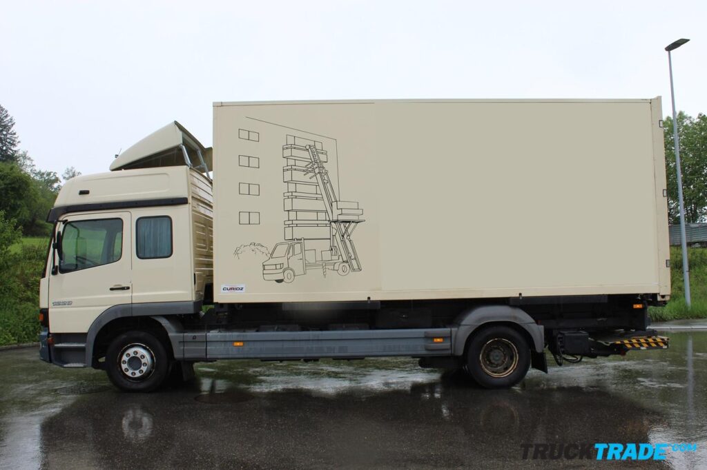 Mercedes-Benz Atego 1223 4x2 BDF mit Kasten