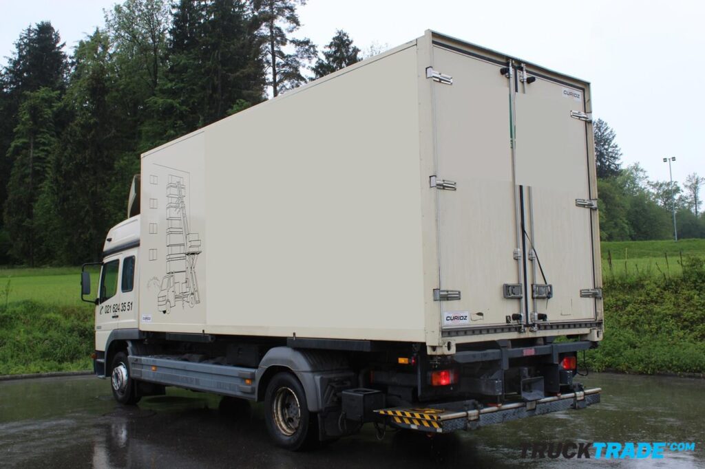 Mercedes-Benz Atego 1223 4x2 BDF mit Kasten